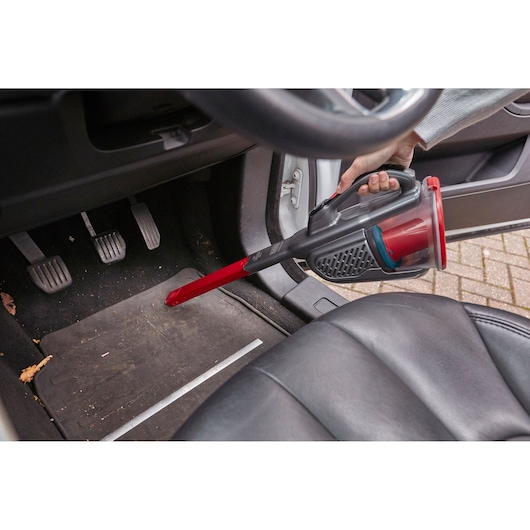 BLACKDECKER BHHV315B handheld vacuum cleaner cleaning car floor mat